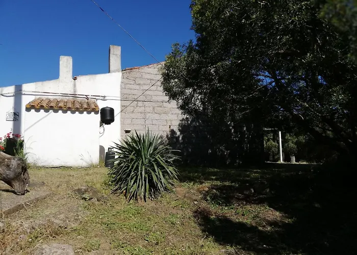 Stazzo Mit Garten In By Interhome Сasa de vacaciones Luogosanto