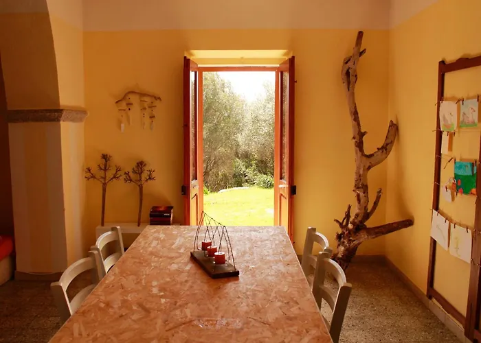 Stazzo Mit Garten In By Interhome Nyaraló *