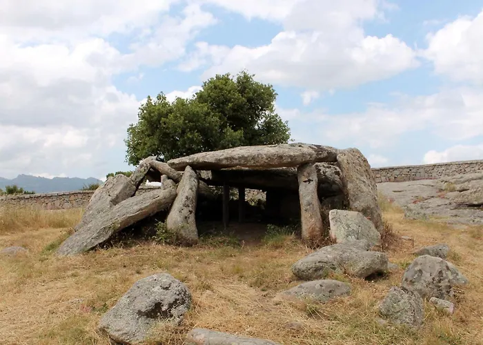 Stazzo Mit Garten In By Interhome *